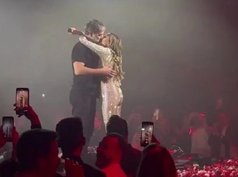 Τους «τσάκωσαν» στο καμαρίνι μετά το show που έκαναν στην πίστα – «Διέρρευσε» φωτογραφία με Βανδή και Μπισμπίκη