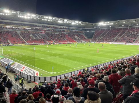 Ψάχνοντας τα γκολ σε βορρά & δύση