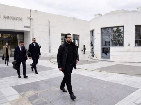 Ρούλα Πισπιρίγκου: Με «καυτά» μηνύματα απαντά ο Μάνος Δασκαλάκης