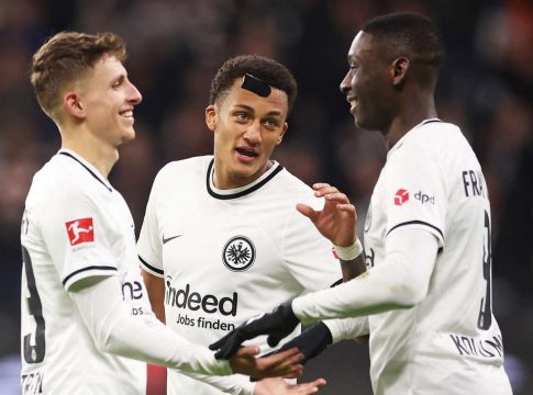 Άιντραχτ Φρανκφούρτης – Βέρντερ Βρέμης 2-0: Επιστροφή στις νίκες πριν τη Νάπολι