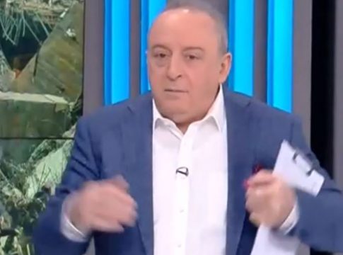 Συγκλονίζει ο Καμπουράκης: «Πάνω στα ερείπια ήταν ο πατέρας μου, γεμάτος αίματα, φρικαρισμένος»