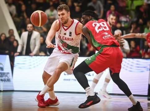 Eurobasket 2025: Δεν ήταν αρκετή η 30άρα του Βεζένκοφ για τη Βουλγαρία