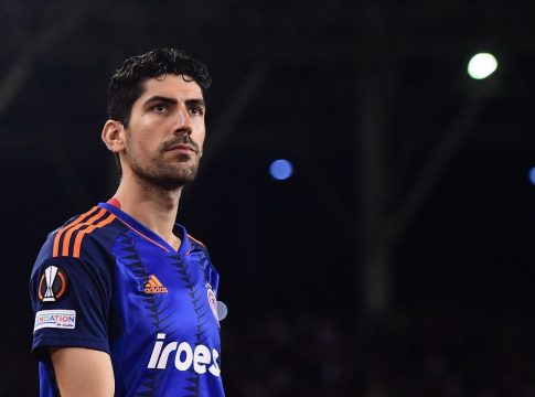 Έλα μωρέ με τον Μπουχαλάκη…