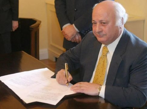 Πέθανε ο Γιώργος Ρωμαίος