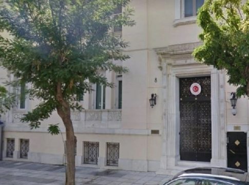 Τουρκική Πρεσβεία στην Αθήνα: Ευχαριστούμε την Ελλάδα για τη βοήθεια