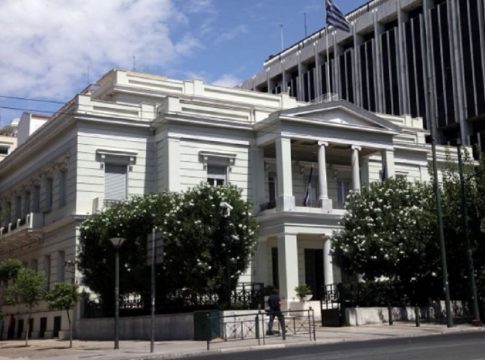 Διπλωματικές πηγές: Η Ελλάδα δεν απειλεί κανέναν – Στον παραλογισμό απαντάμε με επιχειρήματα