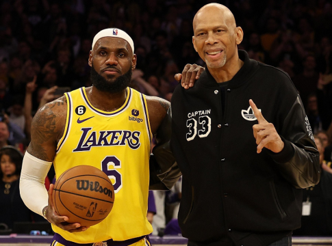 Τι είπε ο Τζαμπάρ για το ρεκόρ του ΛεΜπρόν και τη σχέση του με τον «Βασιλιά»