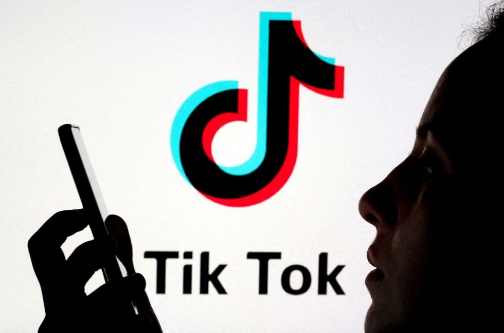 TikTok: Ο «γύπας» εμφανίστηκε και απαντάει – «Θαυμάζω το γυναικείο φύλο»