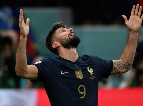 Συμφωνεί με Ντεσάμπ ο Ζιρού – Τι είπε για τον Εμπαπέ