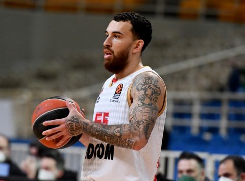 Ραγδαίες εξελίξεις με Μάικ Τζέιμς!
