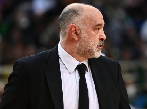 «Κύμα» αγάπης των οπαδών του Παναθηναϊκού στον Λάσο: «Έλα και θα είσαι… Βασιλιάς» (pics)