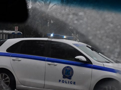 Οπαδική βία στη Θεσσαλονίκη: Επίθεση σε φιλάθλους του ΠΑΟΚ και κλοπή πανό – Ανησυχία από τα περιστατικά