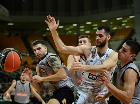 Basket League: Όλα τα βλέμματα στο αθηναϊκό ντέρμπι