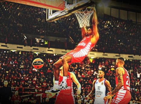 Σακίλ ΜακΚίσικ: Shaq attack… από παντού (vid)
