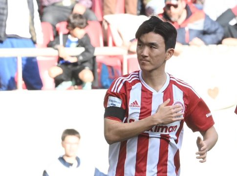 Εντυπωσιακό γκολ του Χουάνγκ και 2-0 για τον Ολυμπιακό (vid)