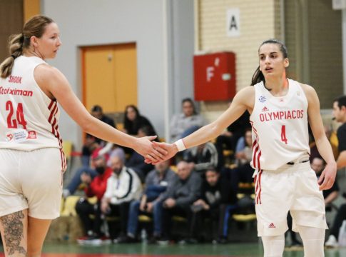 Ολυμπιακός – Εσπερίδες Καλλιθέας 106-64: Σαρωτικές οι «ερυθρόλευκες», έκλεισαν θέση στους τελικούς