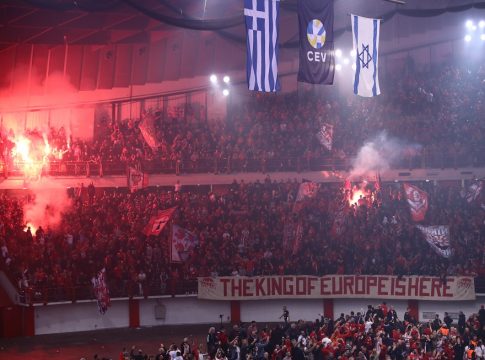 Μυθικό βίντεο της Θύρας 7 από το ΣΕΦ και την ευρωκούπα στο βόλεϊ (vid)