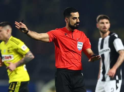 Δεν καθάρισε το ντέρμπι και τον VAR-εσαν