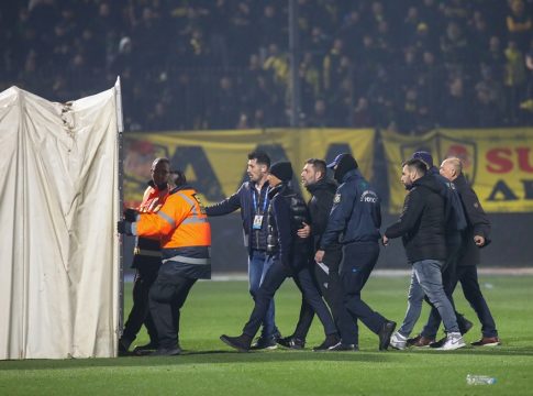 Λουτσέσκου: Στην κερκίδα για το παιχνίδι με ΑΕΚ