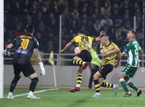 Το πέναλτι που ζητάει ο Παναθηναϊκός για χέρι του Χατζισαφί – Η οργισμένη αντίδραση της ΠΑΕ (vid)