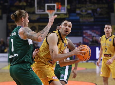 LIVE: ΑΕΚ – Μάλαγα 65-75 (Τελικό)