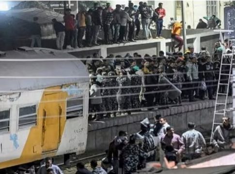 Αίγυπτος: Σιδηροδρομικό δυστύχημα με νεκρούς και τραυματίες