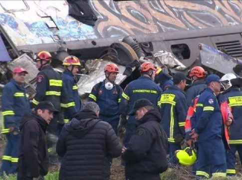 Τέμπη: «Δεν έχει ακόμα ταυτοποιηθεί η σορός ενός άνδρα – Την Τετάρτη η επανεξέταση δύο σορών»