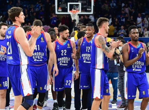 Από το three peat στα ζόρια για την 8αδα…