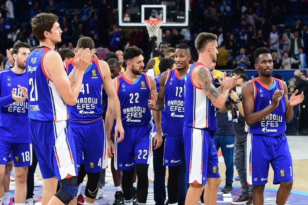 Από το three peat στα ζόρια για την 8αδα…