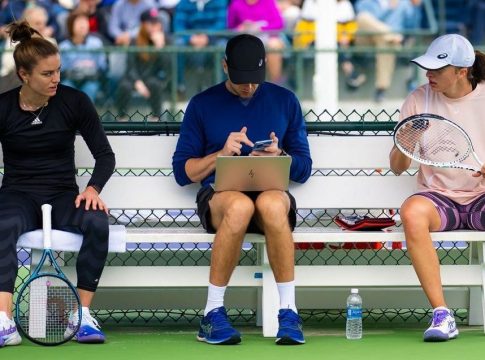 Προπονήθηκε με την Σβίατεκ η Σάκκαρη (vid+pic)