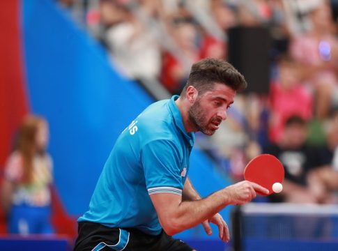 Δυνατό ξεκίνημα Γκιώνη στο WTT Singapore Smash, διεκδικεί πρόκριση στο κυρίως ταμπλό