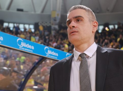 Καστρίτης: «Ημασταν λίγοι για μια ακόμα φορά»