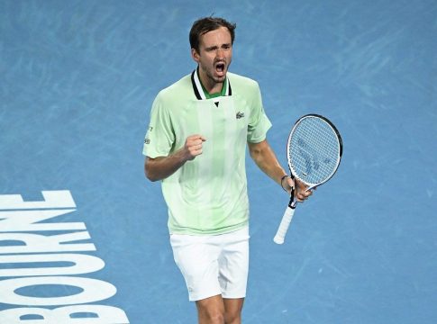 Πέρασε στον επόμενο γύρο του Rolland Garros ο Μεντβέντεφ