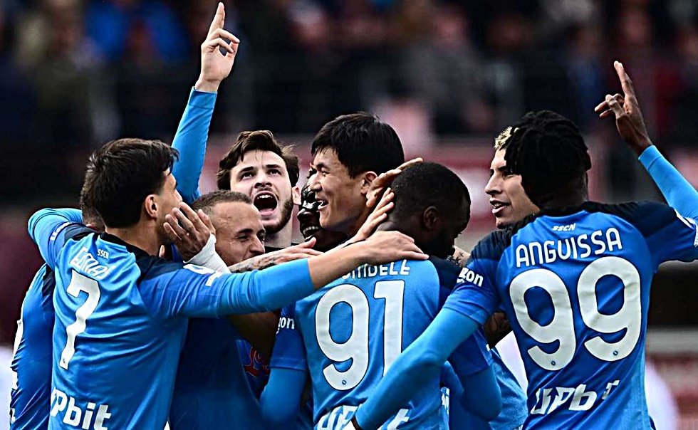 Τορίνο – Νάπολι 0-4: Καλπασμός τίτλου για τους παρτενοπέι