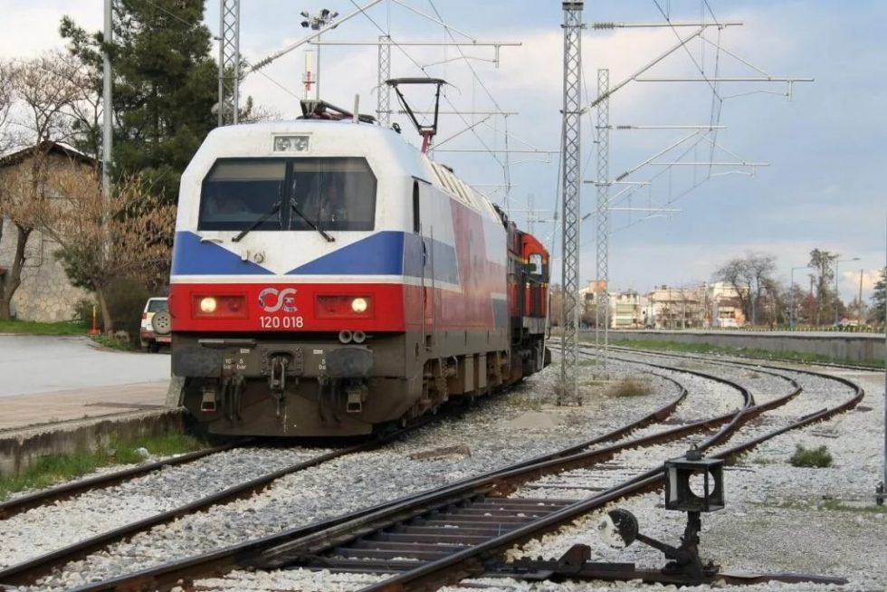 Τέμπη: Το χρονικό της στοιχειωμένης σύμβασης 717 για σηματοδότηση και τηλεδιοίκηση