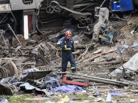 Τέμπη: Φοιτητής ο μοναδικός επιζών από το πρώτο βαγόνι – Νοσηλεύται σε σοβαρή κατάσταση