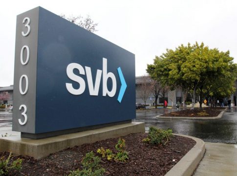 Silicon Valley Bank: Τα λάθη, οι κινήσεις κάτω από το τραπέζι και η αδιαφορία της κυβέρνησης Μπάιντεν (vid)