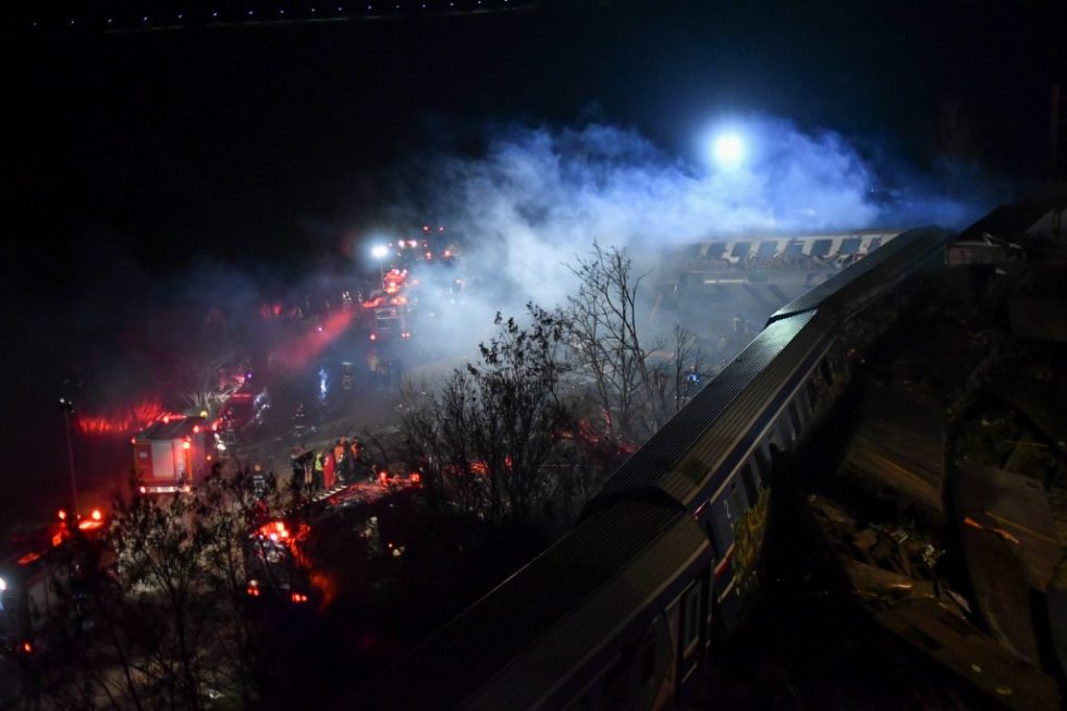 Τέμπη: Νέα ερωτήματα για το βράδυ της σύγκρουσης – Ποιος έσβησε με μπλάνκο τις αλλαγές βάρδιας;