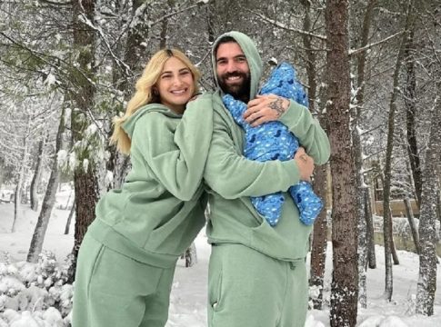Ιωάννα Τούνη: Ο γιος της πήρε ευχή από την εκκλησία – Η φωτογραφία από το μοναστήρι