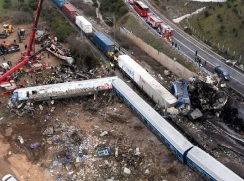 Τέμπη: Προθεσμία για να απολογηθούν την επόμενη εβδομάδα πήραν οι δύο σταθμάρχες