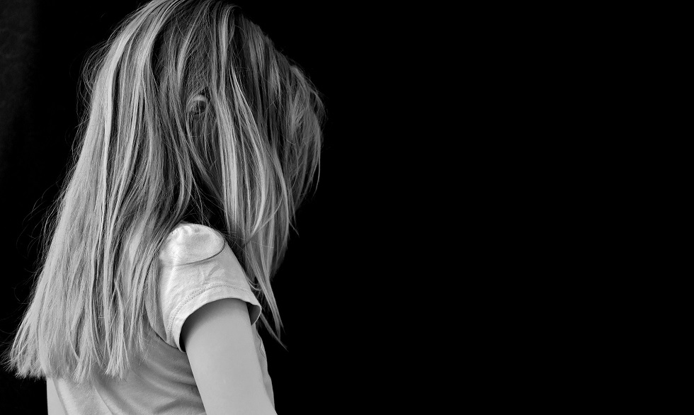 Ποινική δίωξη και στη μητέρα της 6χρονης για τον βιασμό στο Πέραμα