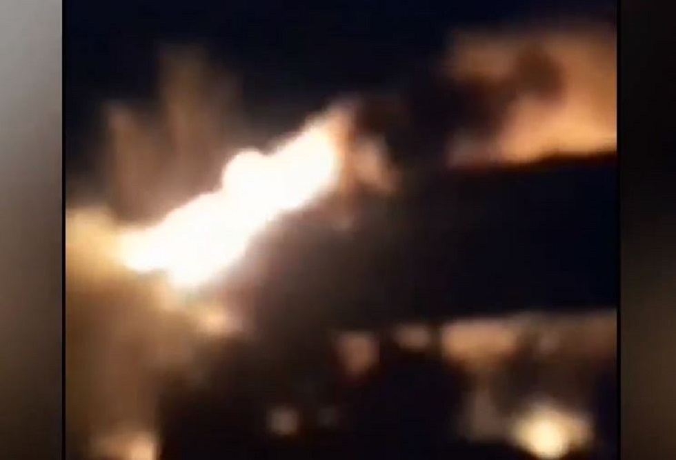 Τέμπη: Βίντεο ντοκουμέντο λίγα δευτερόλεπτα μετά τη σύγκρουση – «Πώς σώθηκα μέσα από το φλεγόμενο βαγόνι»