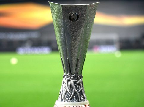 Ματσάρες στους «16» του Europa League (Pic)