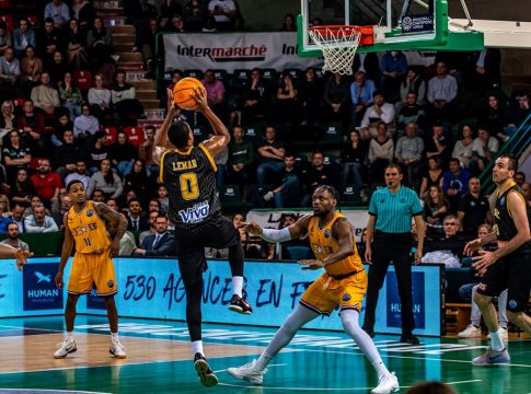 Λιμόζ – ΑΕΚ 63-69: Πέρασε από τη Γαλλία και φουλάρει για τους «8» η Ένωση