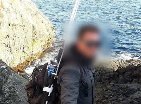 Ηλιούπολη: Πατέρας ανήλικου παιδιού ο προπονητής που βίαζε ανήλικες – Τι είπε η αδελφή του