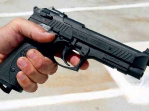 Πυροβολισμός στο Λαγονήσι: Διαμπερές τραύμα στο πόδι φέρει ο 16χρονος – Πού στρέφονται οι έρευνες