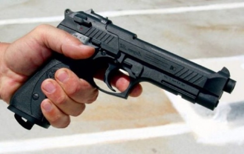 Πυροβολισμός στο Λαγονήσι: Διαμπερές τραύμα στο πόδι φέρει ο 16χρονος – Πού στρέφονται οι έρευνες