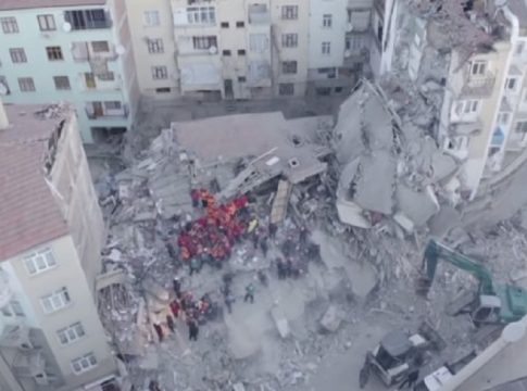Ερντογάν: Στα 97 δισ. ευρώ το κόστος αποκατάστασης των ζημιών μετά τον καταστροφικό σεισμό