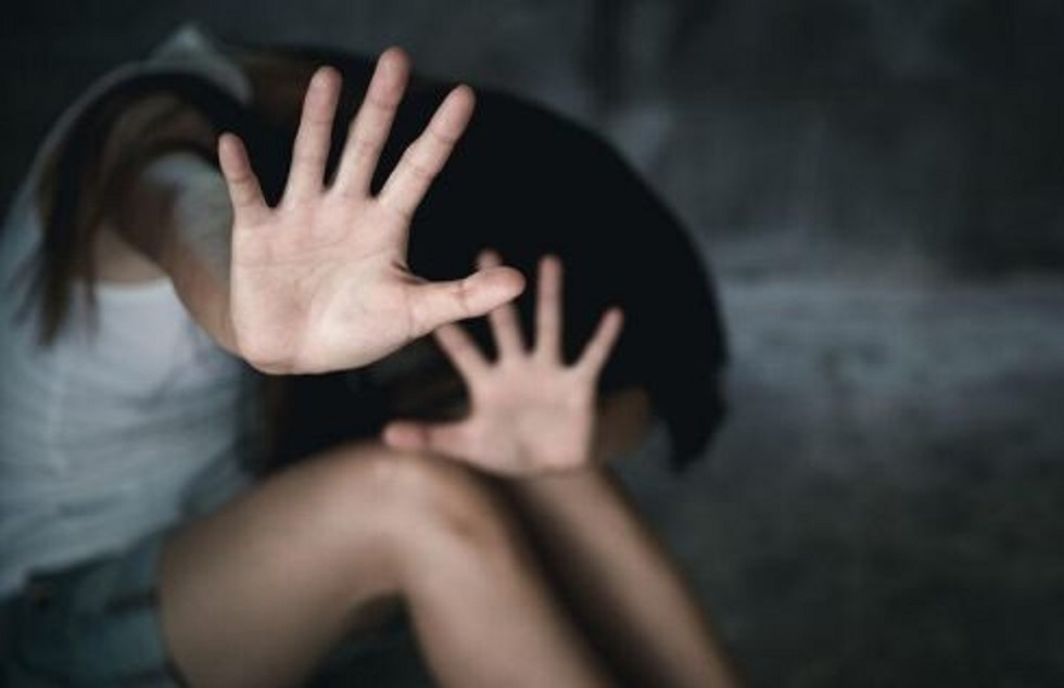 Βιασμός 13χρονης στη Λακωνία: Απίστευτη δήλωση από την αδερφή της – «Ας πρόσεχε»