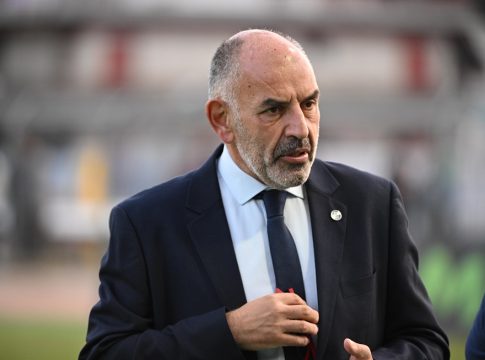 Κασναφέρης: «Πιο πιθανό είναι να βγάλω εγώ μαλλιά παρά να ολοκληρωθούν τα playoffs»